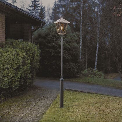 Fenix lykta E27 ex stolpe