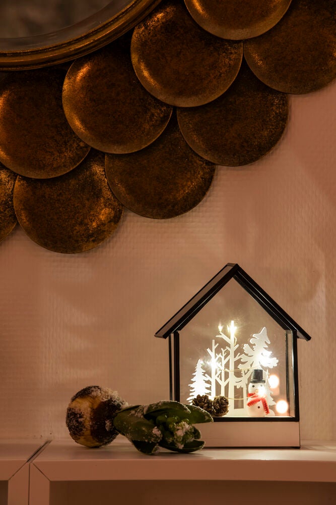 B/O Glass Lantern Wood Base