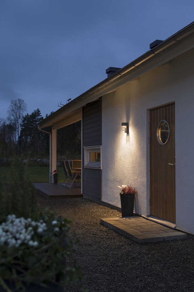 Acerra vägglykta 5W LED