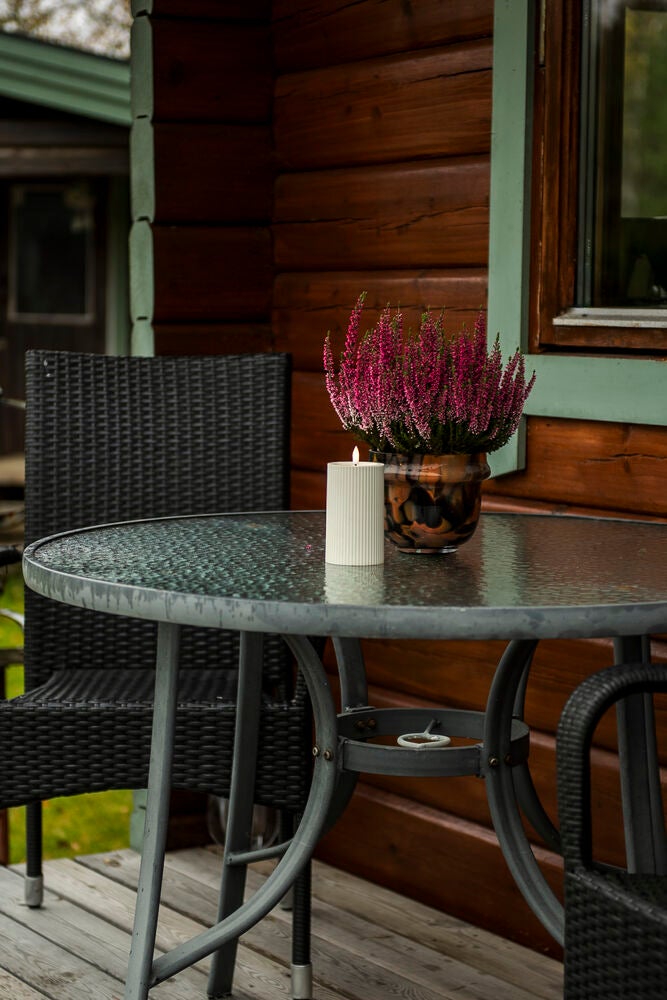 B/O Plastic LED candle outd.