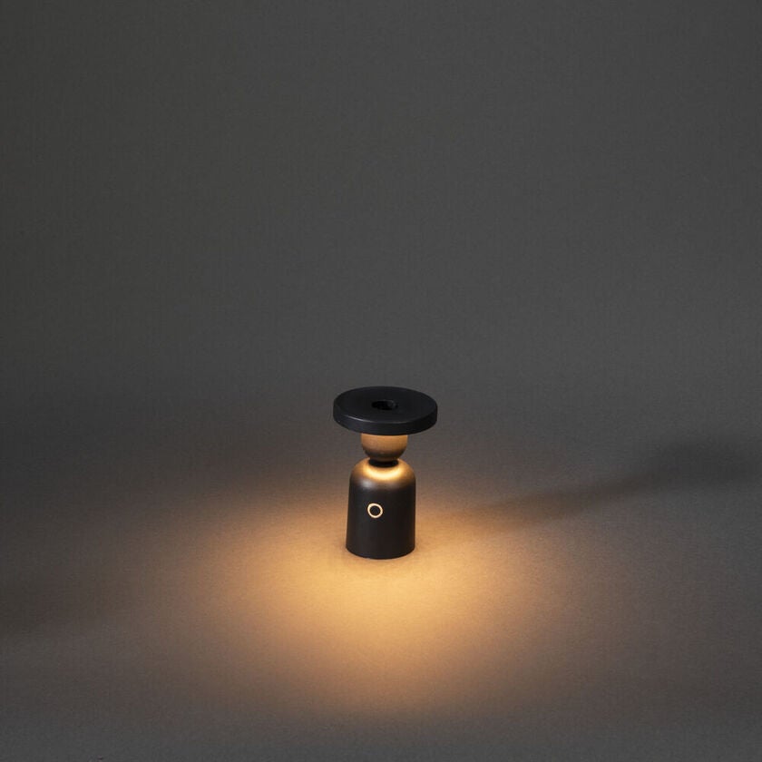 Nantes bordslampa USB Svart