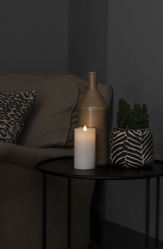 LED Echtwachsk. cr.weiss, w.w.