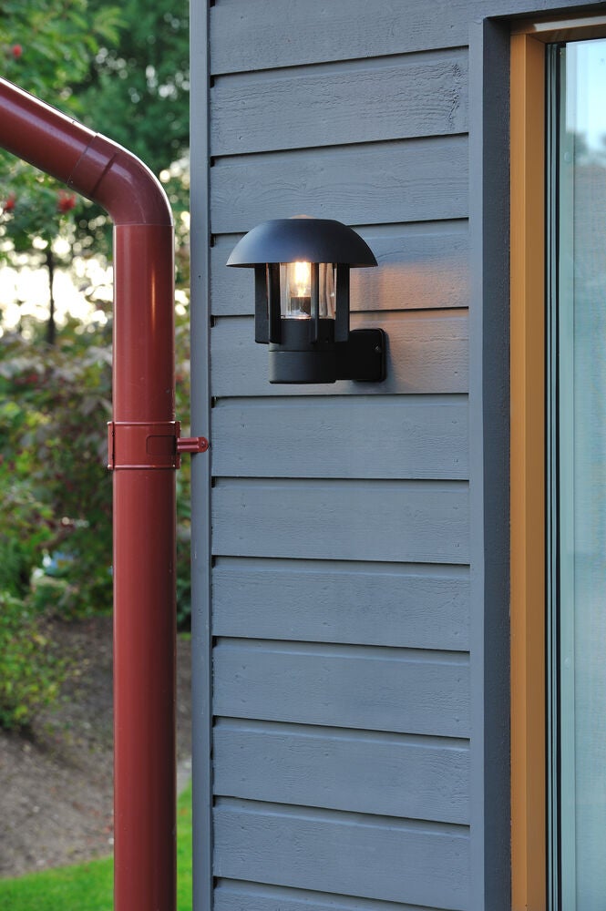 Heimdal vägglykta E27 svart