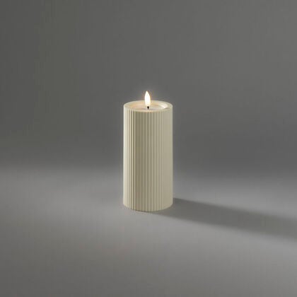 B/O Plastic LED candle outd.