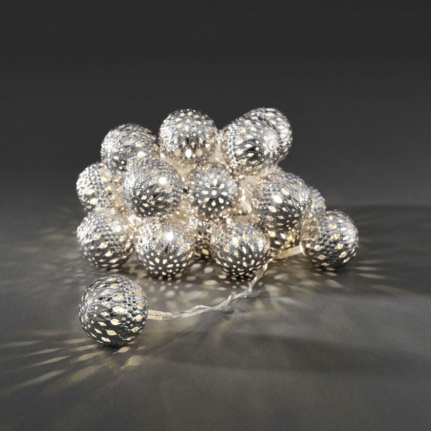 Slinga 24 metallbollar LED