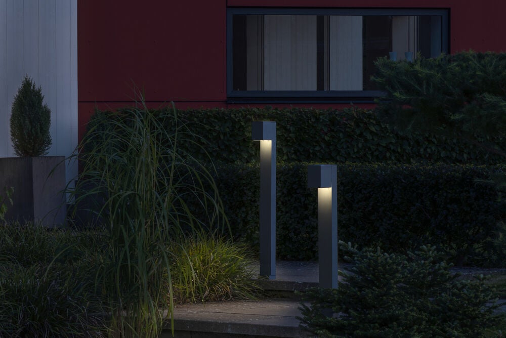 Cremona Short Post Light