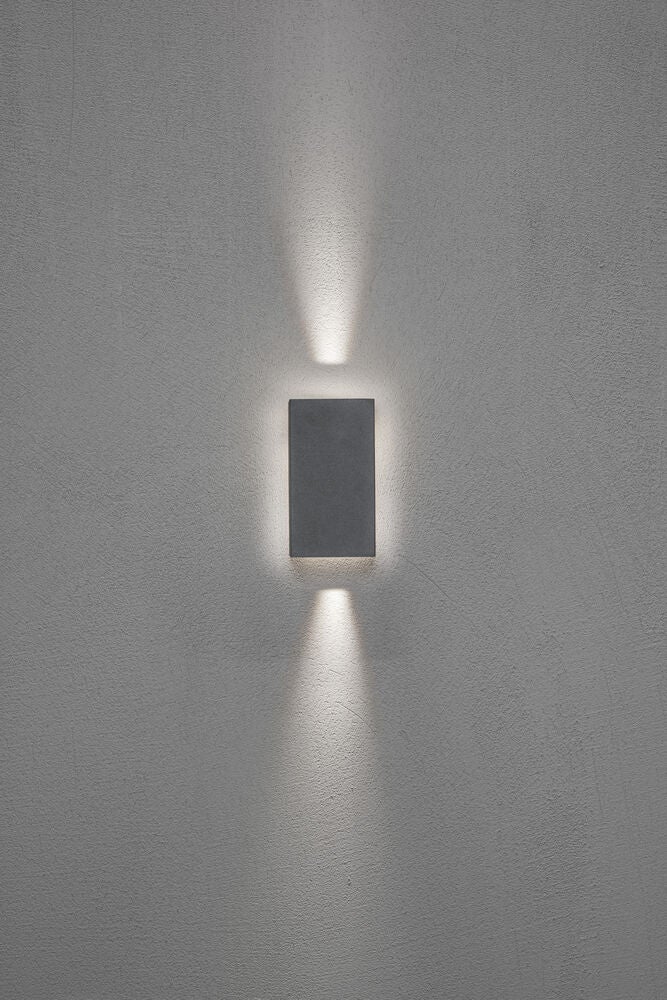 Cremona vägglykta LED m.grå