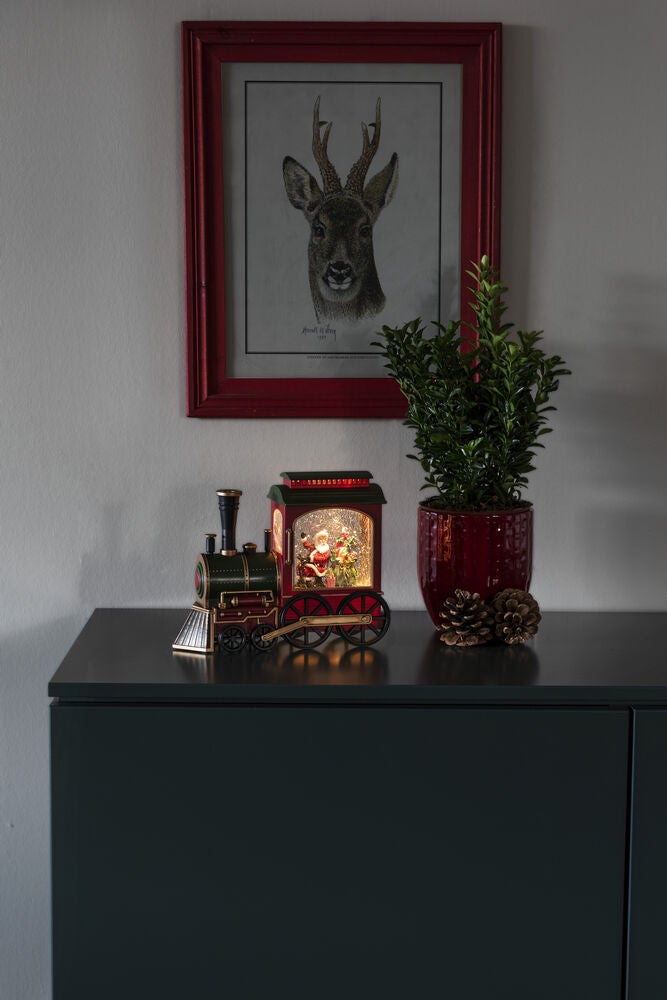 B/O Vattenfyllt tåg&tomte LED