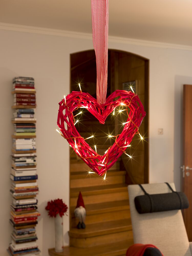 Heart of wooden twigs, LED
