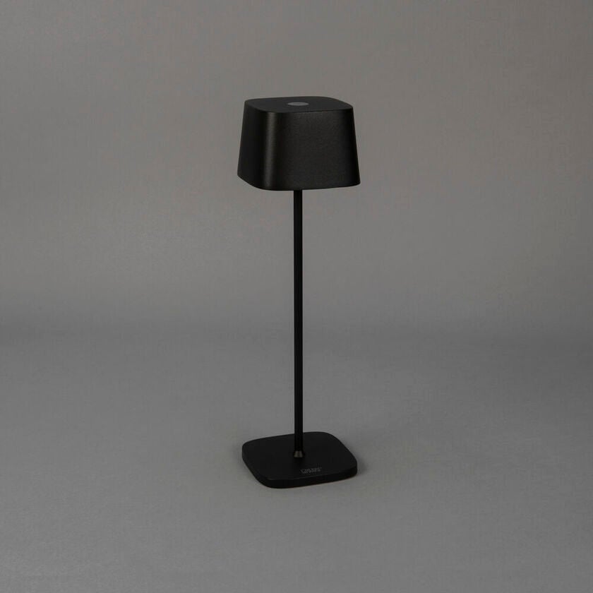 Capri table lamp usb black