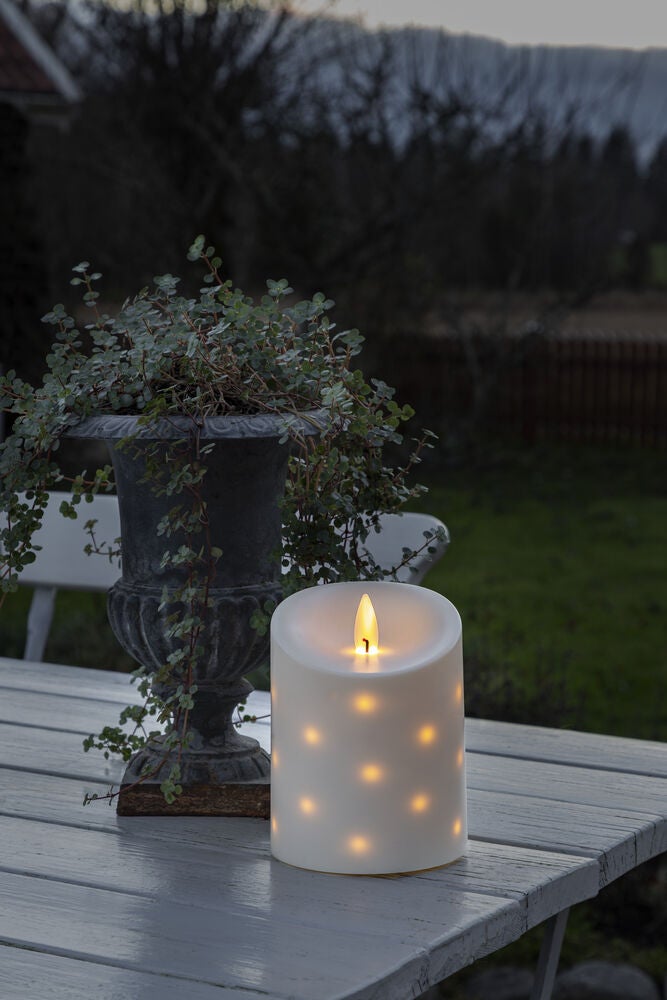 B/O candle LED 10,5x13,7cm