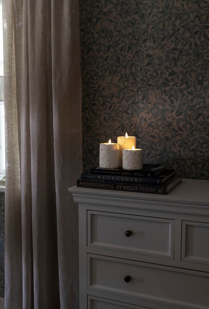 B/O cement candle light LED