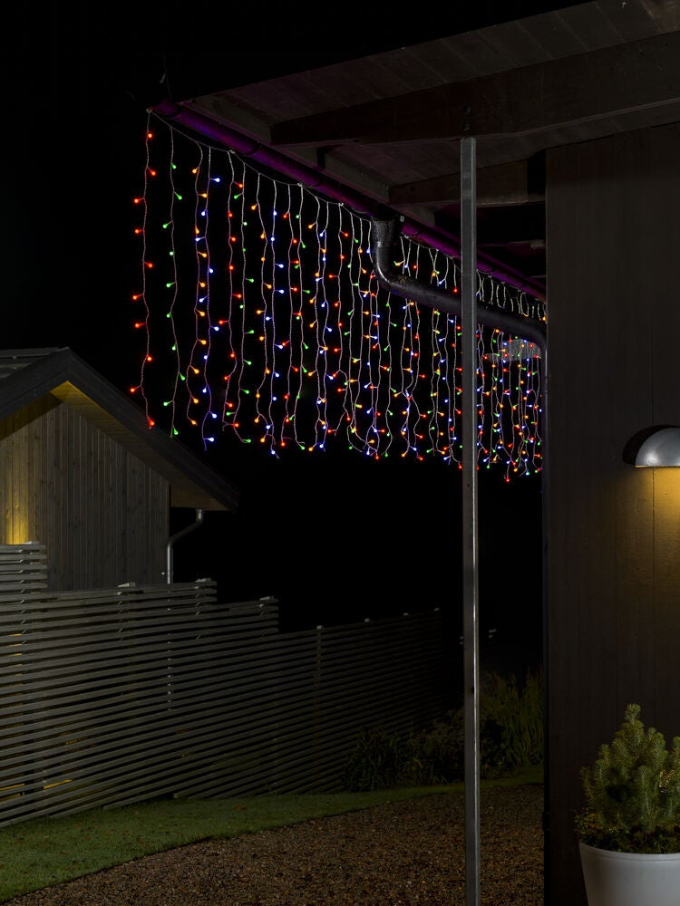 LED Lichtervorhang, mit bunten