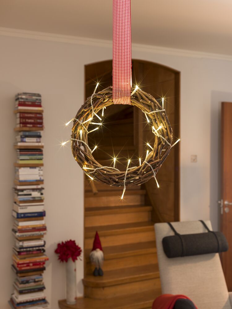 LED Holzsilhouette Kranz, brau