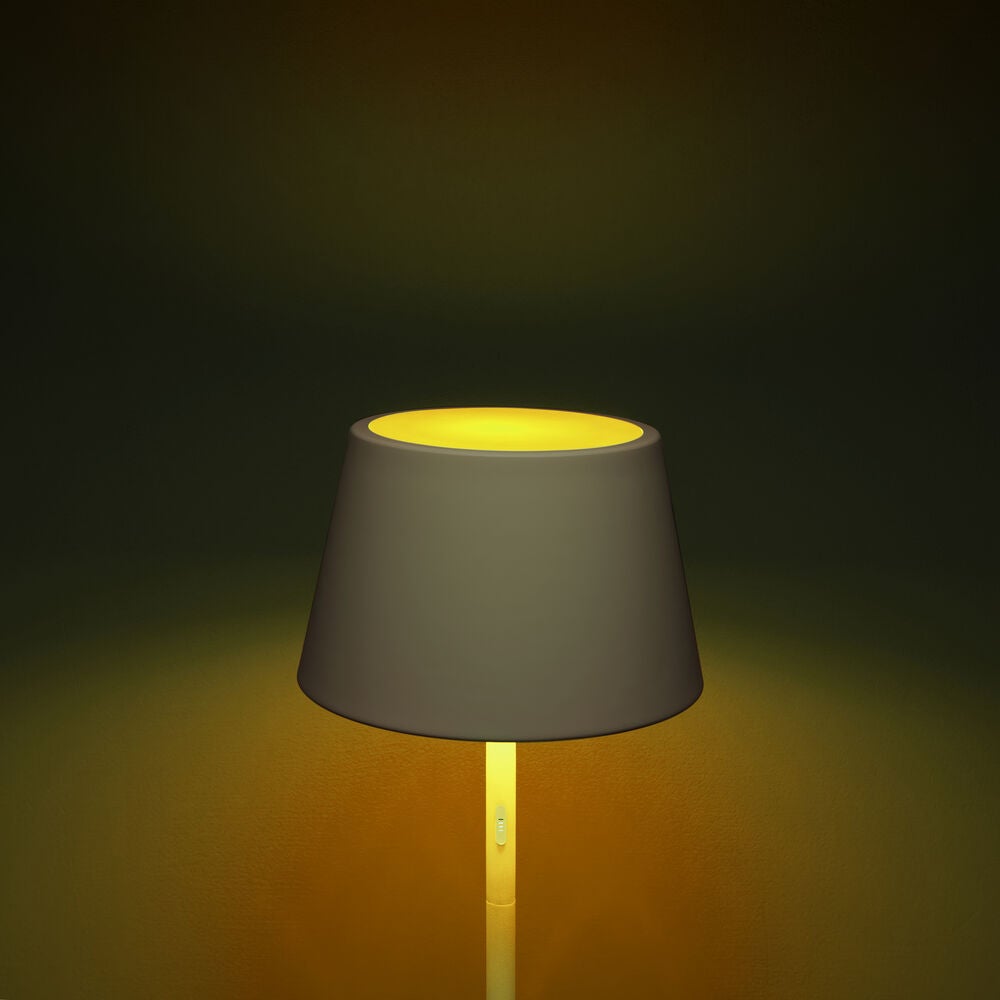 Pomezia Stehlampe USB weiss