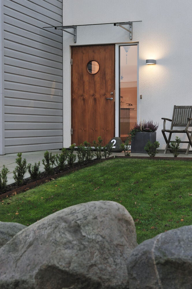 Teramo Wall Light Black