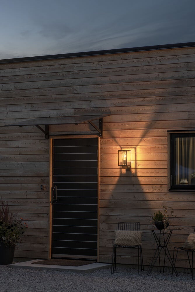 Carpi vägg E27 svart upp/ner