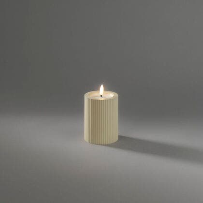 B/O Plastic LED candle outd.