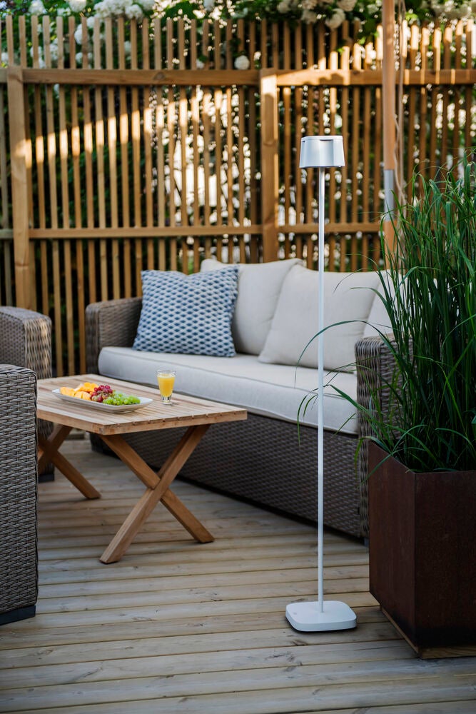 Nice Golvlampa usb Rost