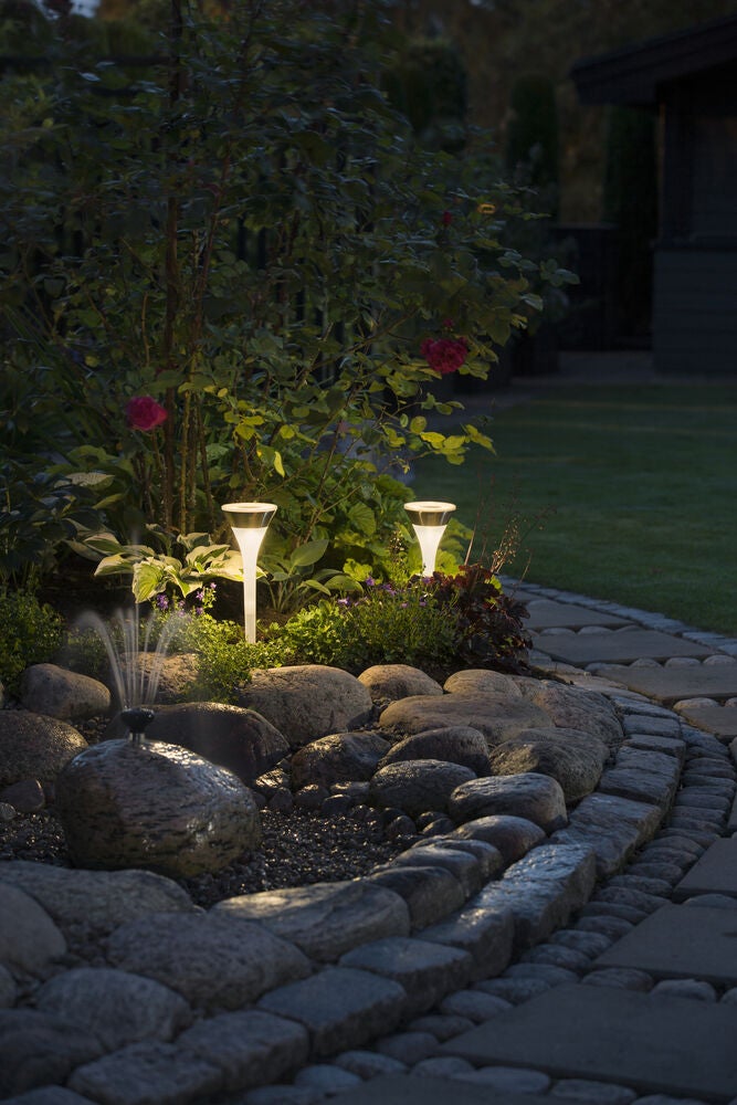 Assisi Solar Standing Light