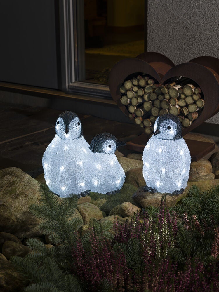 Acrylic Penguin Family 48 LED
