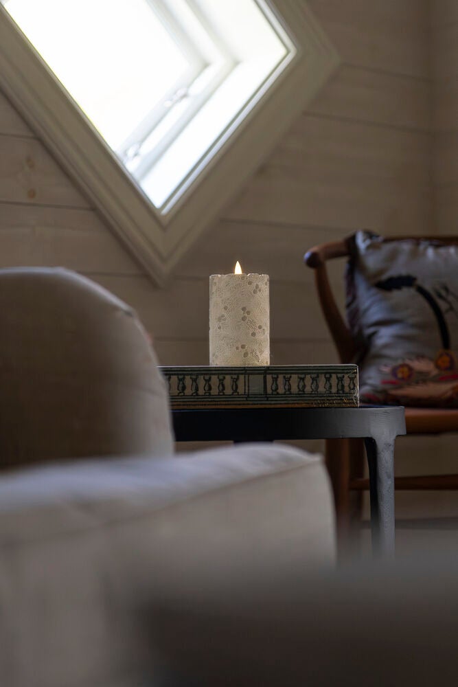 B/O cement candle light LED