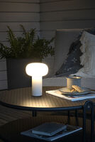 Antibes bordslampa svart USB
