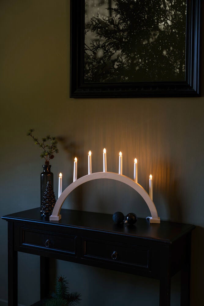 Elljusstake båge 7 ljus vit