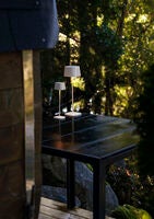 Capri bordslampa gräddvit USB