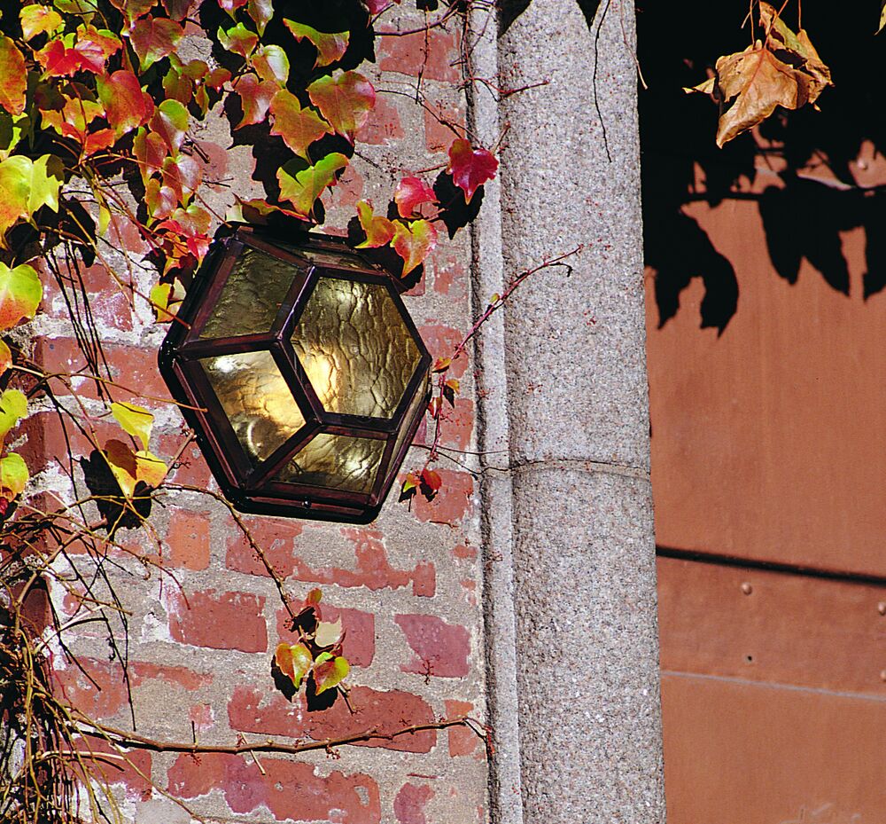 Castor wall lamp black