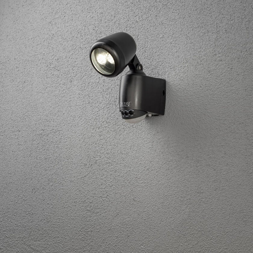 Prato vägglykta LED