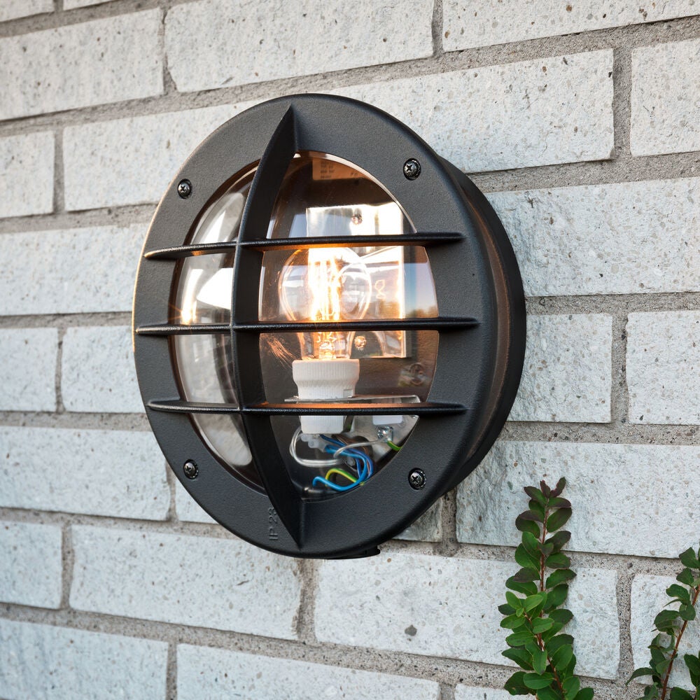 Oden väggl E27 svart eluttag