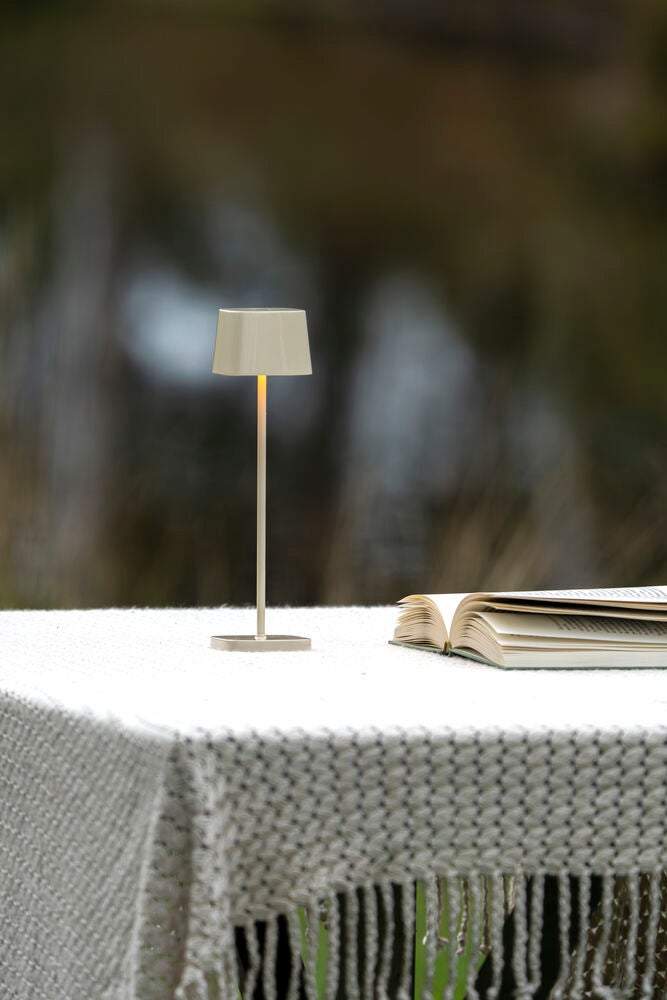 Capri mini bordsl gräddvit USB