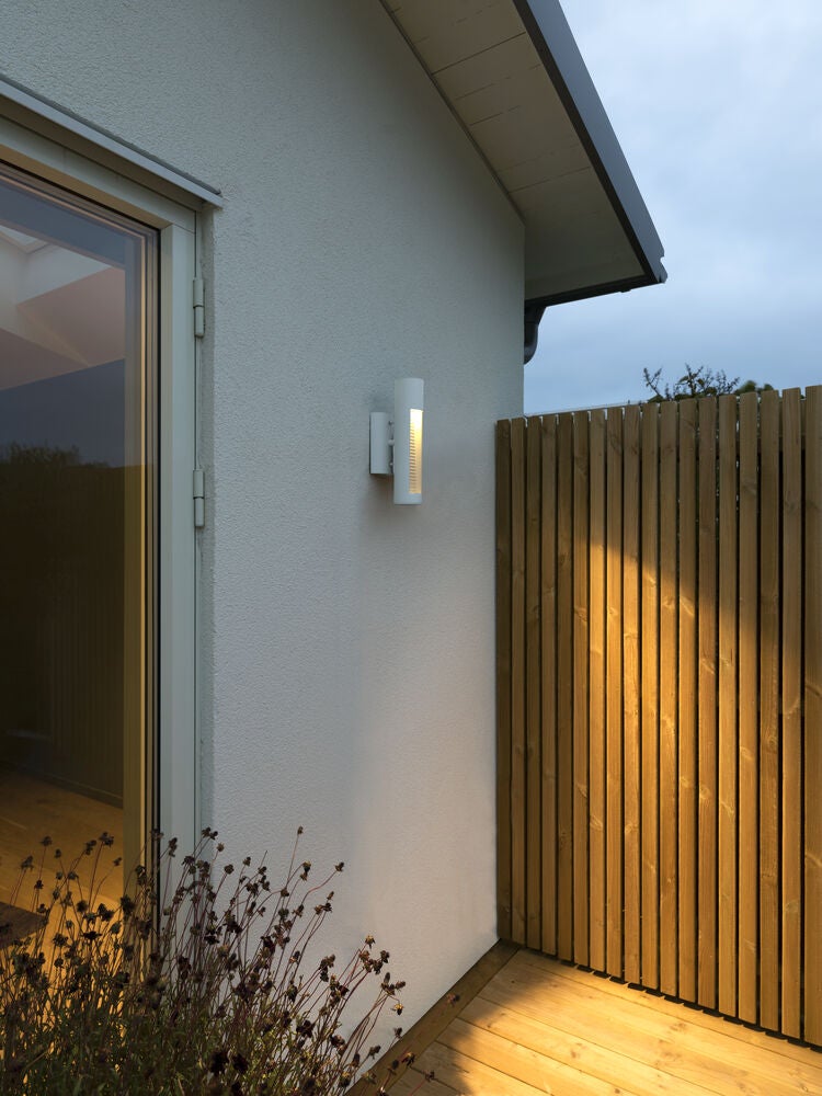 Udine vägglykta vit LED