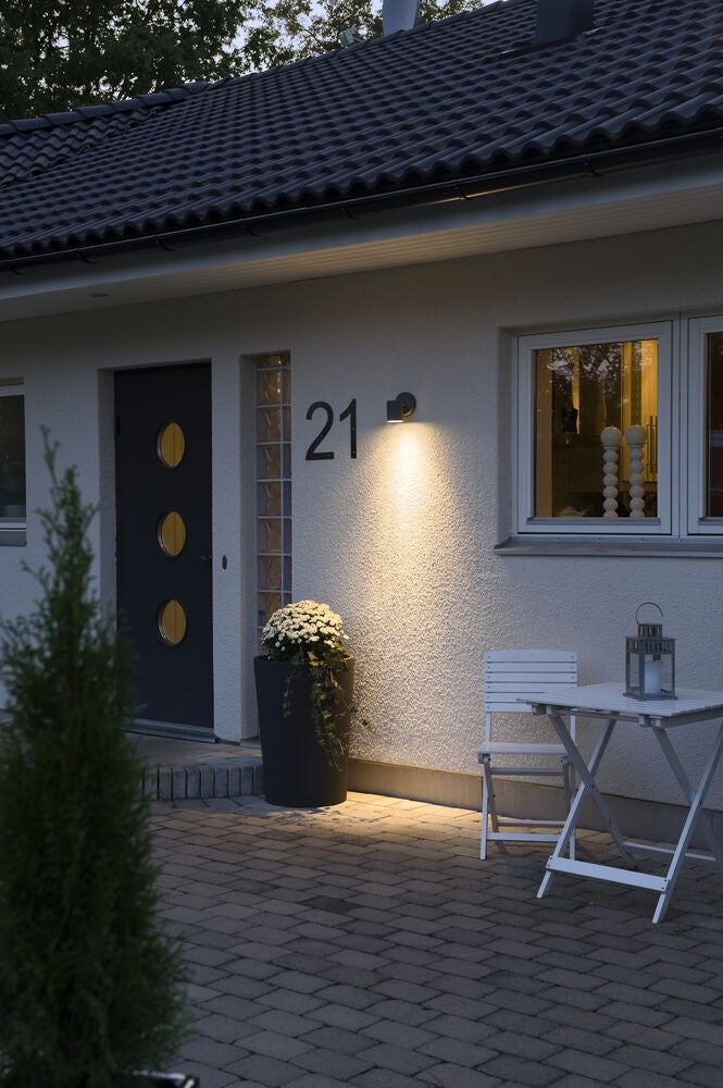 Modena vägglykta ned GU10