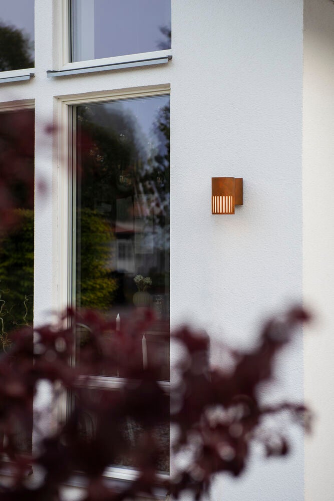 Pistoia vägglykta E27 Rost