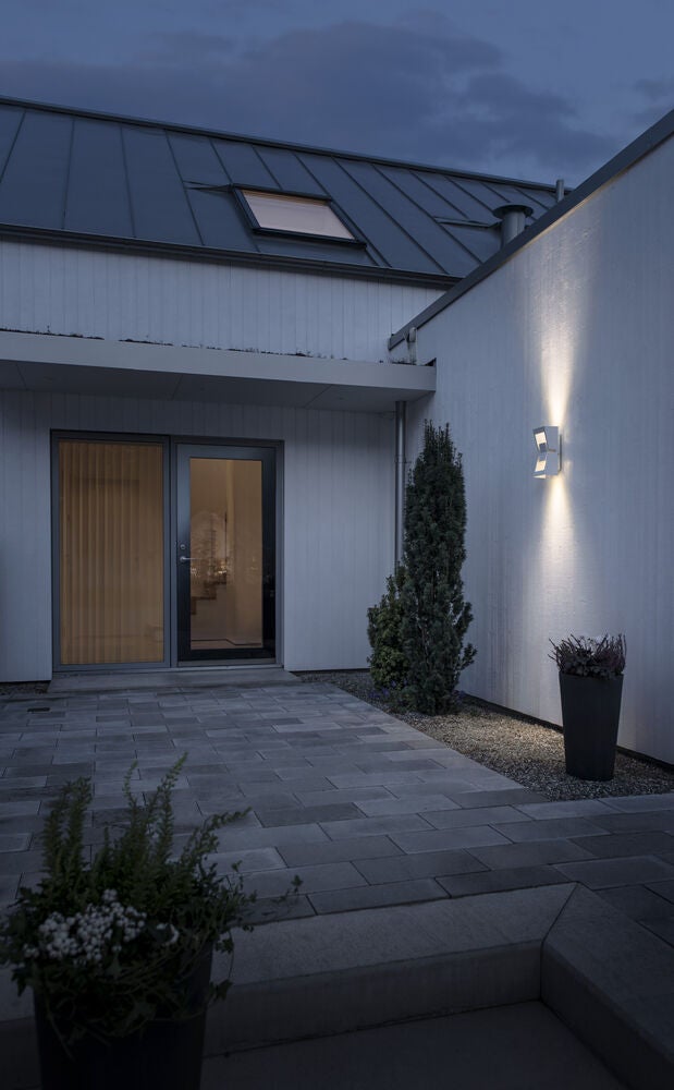 Potenza Wall Lamp, White, LED