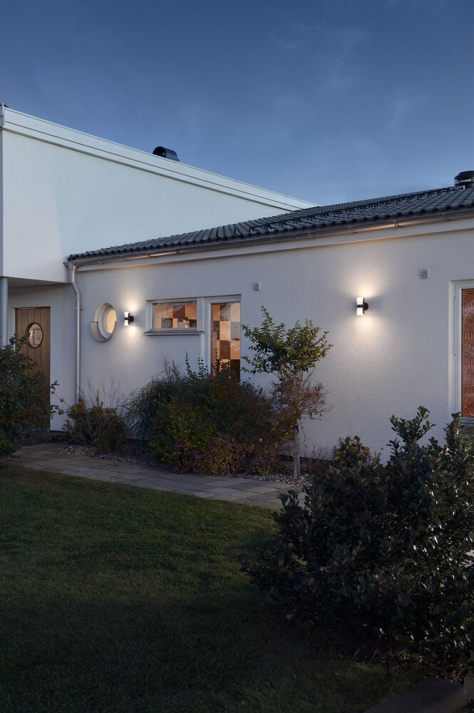 Modena vägglykta upp/ned  GU10