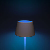 Pomezia Stehlampe USB weiss