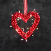 LED Holzsilhouette Herz, rot,