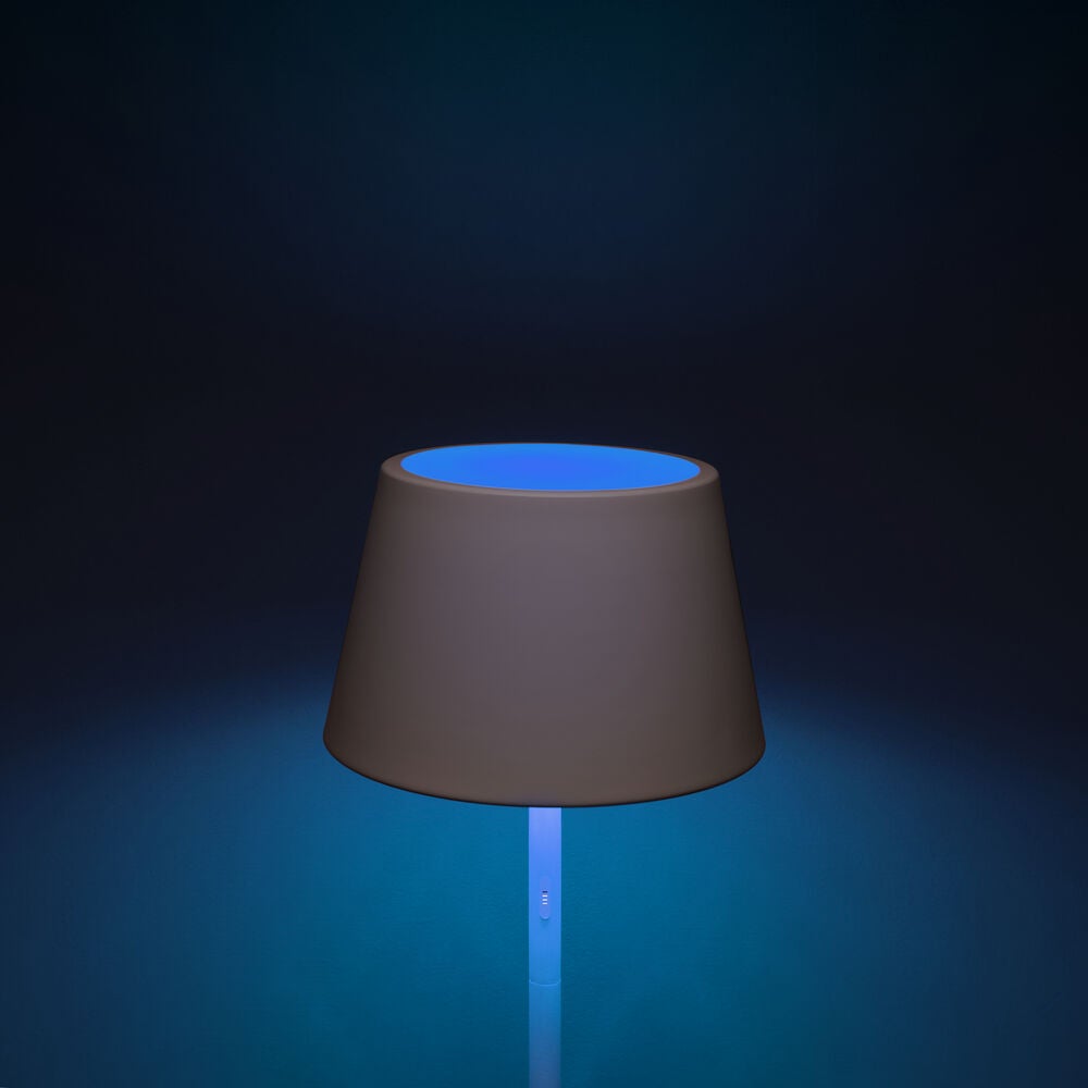 Pomezia Stehlampe USB weiss