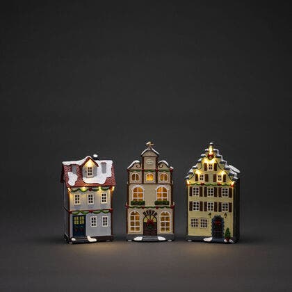 3 Small Houses LED B/O