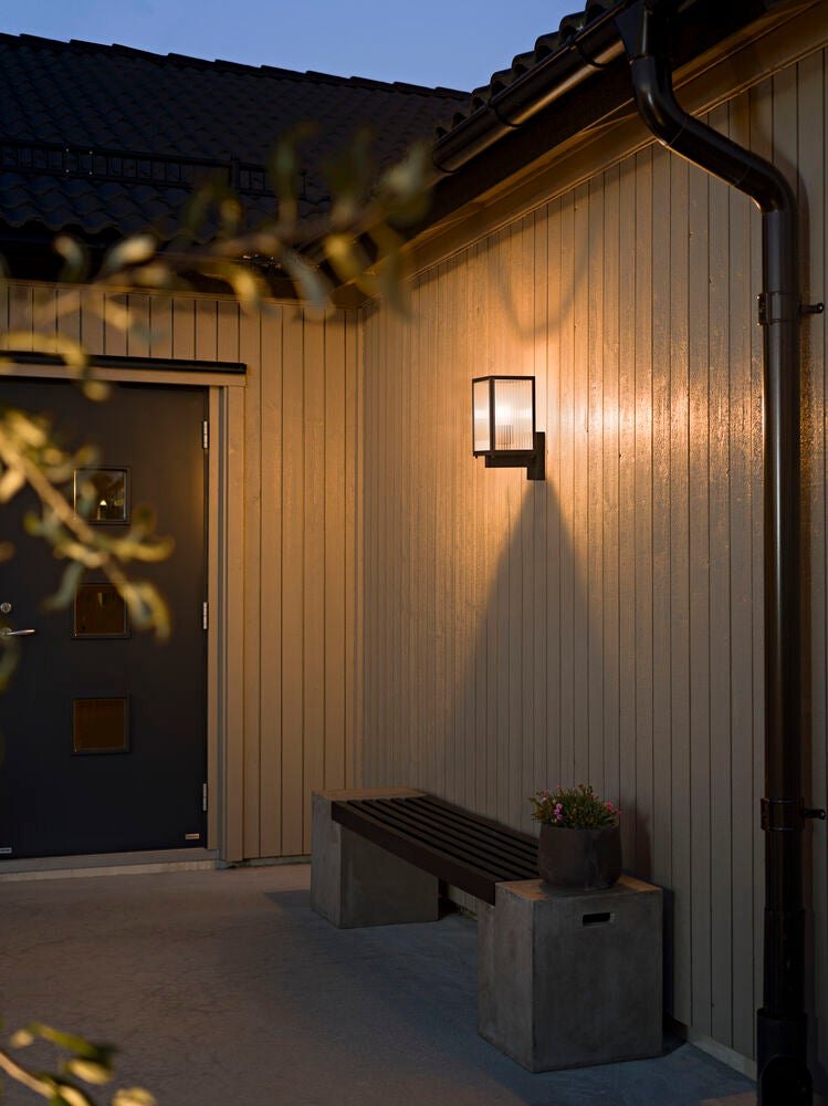 Carpi wall E27 black Up/down