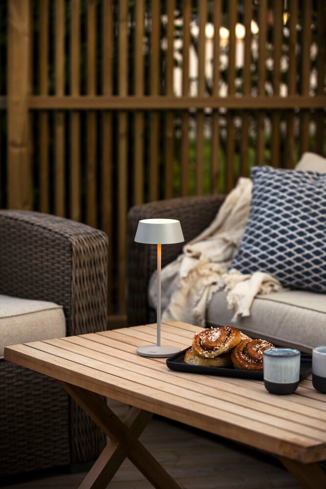 Menton bordslampa Sand USB