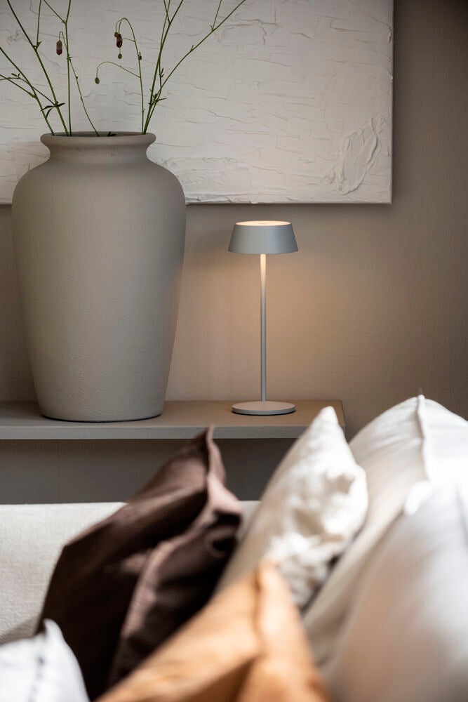 Menton bordslampa Sand USB