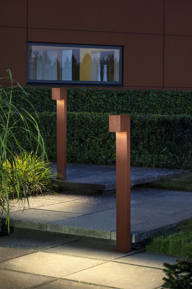 Cremona Short Post Light