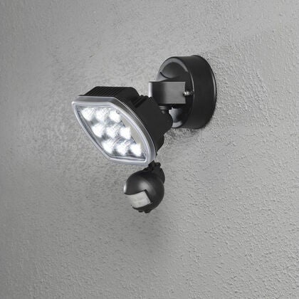 Prato vägglykta 9x1W LED