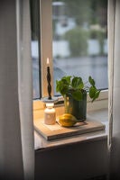 Nantes bordslampa USB Vit