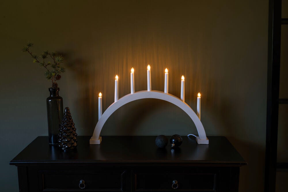 Elljusstake båge 7 ljus vit