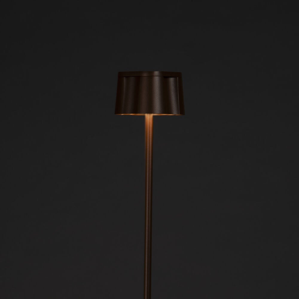Nice Golvlampa usb Rost